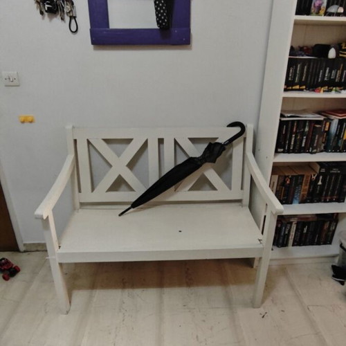 Wooden bench, white with decorative backrest