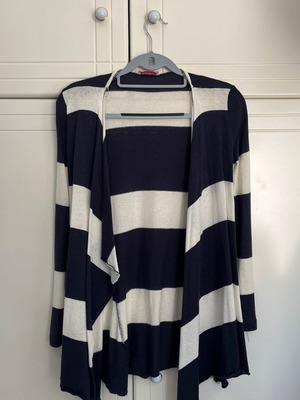 Ζακέτα μεταχειρισμένη, μέγεθος M, άσπρη και μπλε