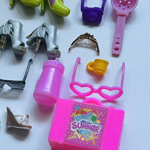 Doll accessories like new, colorful set