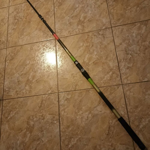 Linea Effe Beach Carbon Fishing Rod 3.60m like new with 2 extra tips