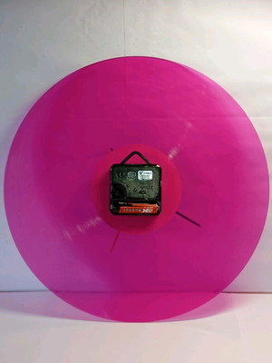 Wall clock disc used, analog