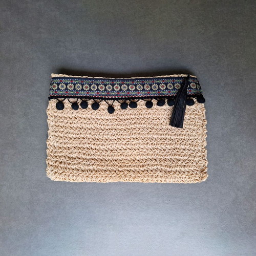 Boho Straw Clutch Bag Achilleas Accessories like new with embroidered trim and tassel