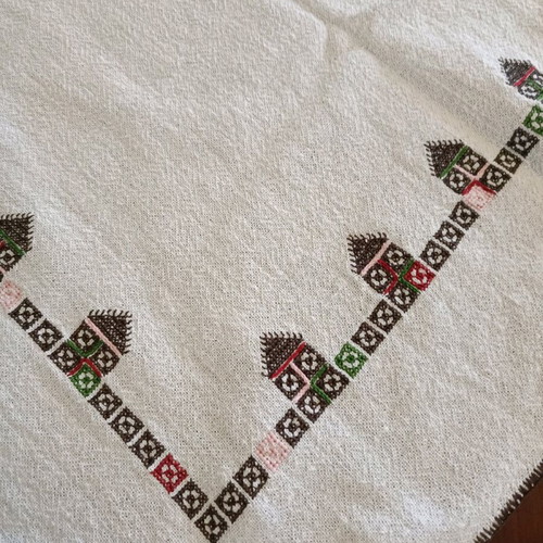 Handmade woven tablecloth with embroidery used 120x120