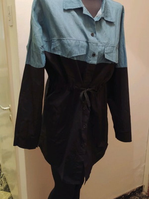 Women's shirt made in Italy one size like new