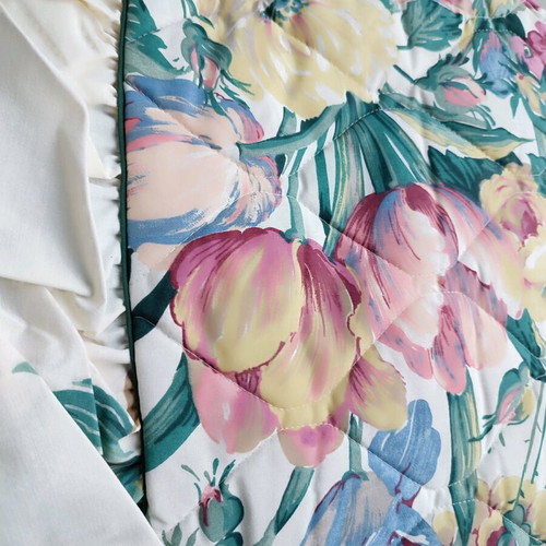 American double quilt 180 percale, reversible floral design new