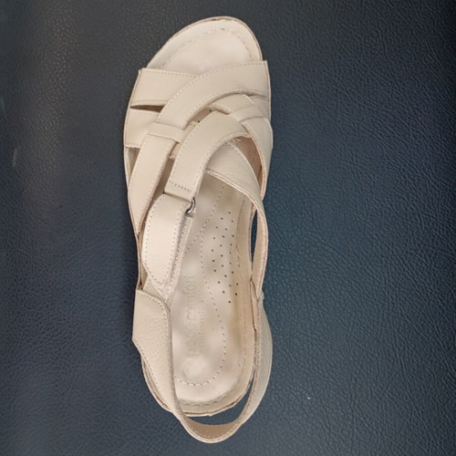 Leather platform sandals size 37, new, beige, anatomical sole