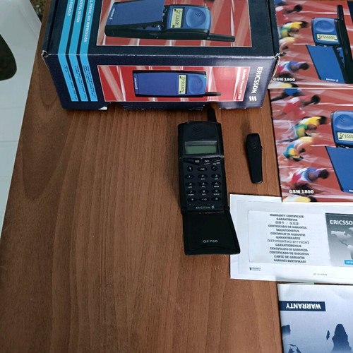 Sony Ericson PF 768 μεταχειρισμένο, συλλεκτικό κινητό