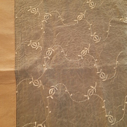 Set of tablecloth and runners in earthy colors, new