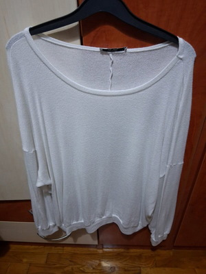 Anel women's blouse white Small like new with wide fit and long sleeve