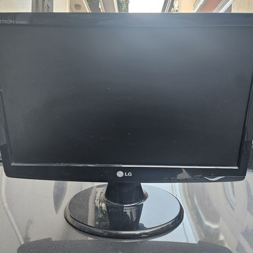 HP DeskJet Ink Advantage 3785 printer like new and LG screen 2010