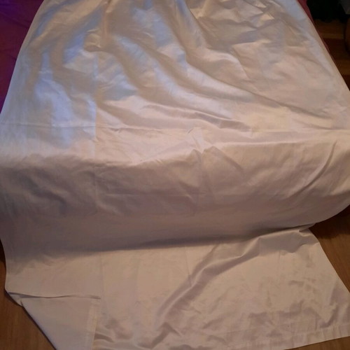 White curtains like new, set of 2, height 2.10 m