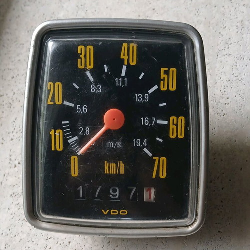 Vintage bicycle speedometer VDO 121.065/002/ W1625 used