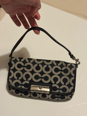 Coach Kristin Black Gray Op Art Signature wristlet bag like new