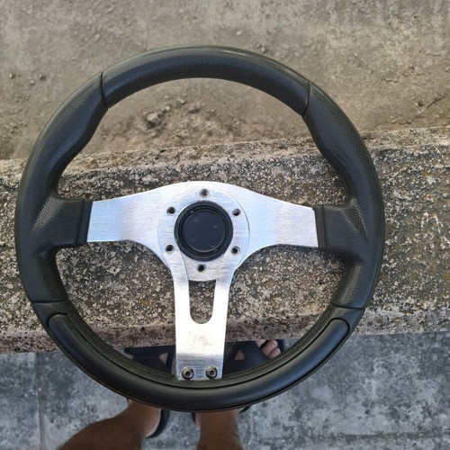 Steering wheel used 32m for all car types