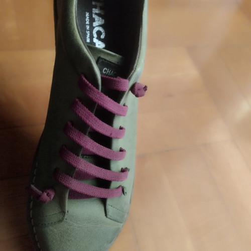 Chacal sneakers like new, size 39, green