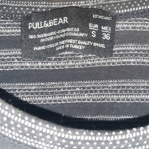 Pull & Bear T-shirt size S like new, gray