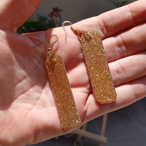 Handmade liquid glass earrings, gold color