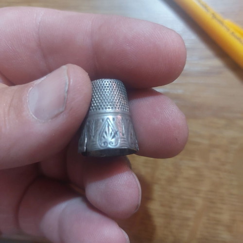 Silver thimbles used, pack