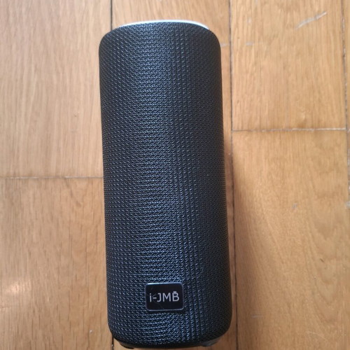 Bluetooth portable speaker like new with USB port