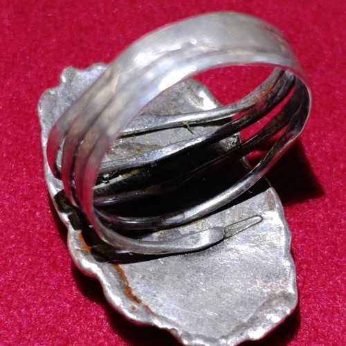 Silver ring with oval blue goldstone stone used
