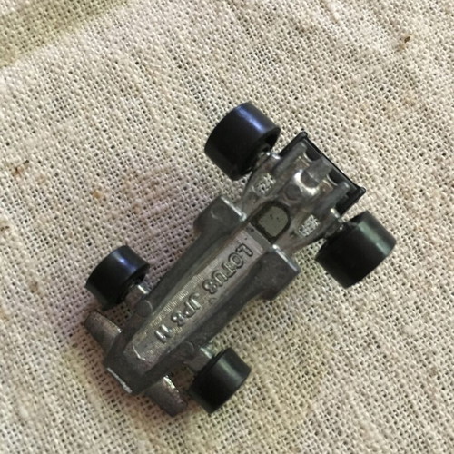 Vintage Lead Lotus JPS Racing Car Model used
