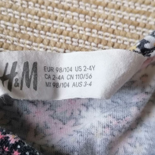 H&M dresses for girls 2-4 years, set of 2
