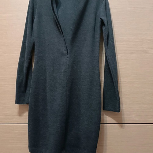 Φόρεμα Zara γκρι σαν καινούργιο, slim γραμμή, μέγεθος S