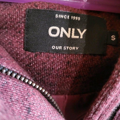 Only coat new burgundy with large hood, size small