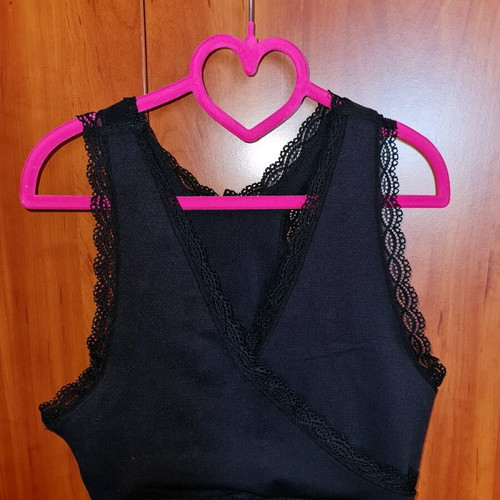 Mamalicious nursing bras pack of 4 medium size like new