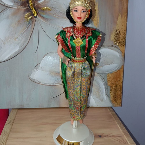 Barbie Dolls of the World Thai doll with stand