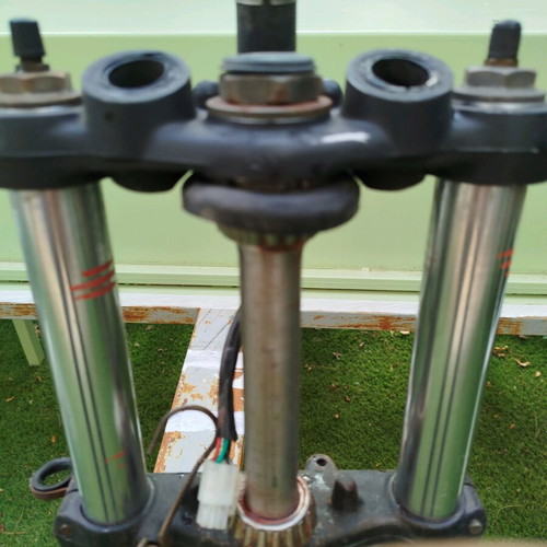 Front suspension system for XL 200, complete