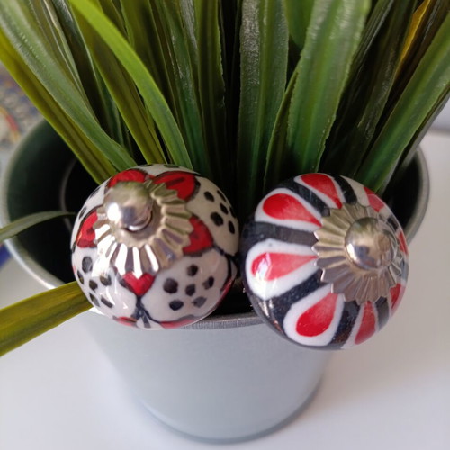Ceramic furniture knobs hand-painted, new from Florence