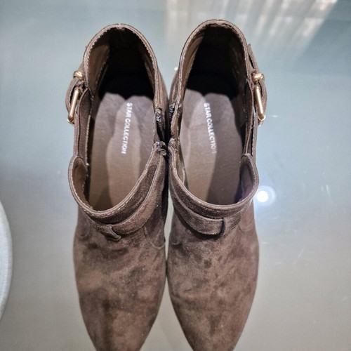 Brown heeled shoes size 42 like new