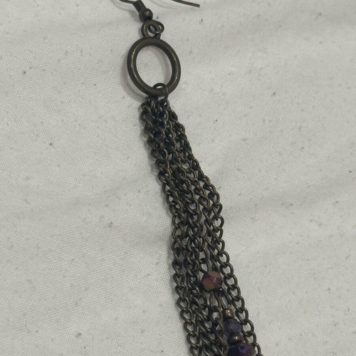 Earring with chains used, gray and purple