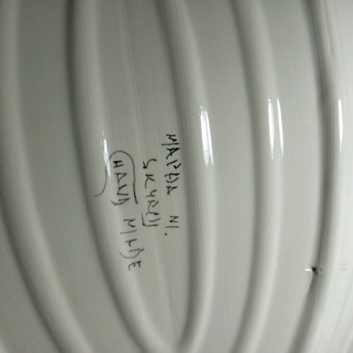 Oval platter Skyrian folk art like new with hand-painted flowers