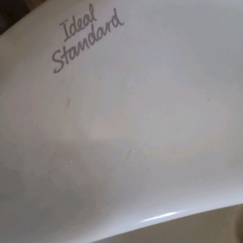 Ideal Standard round bathroom sink like new