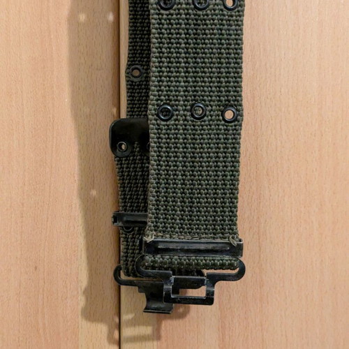 Military belt khaki like new
