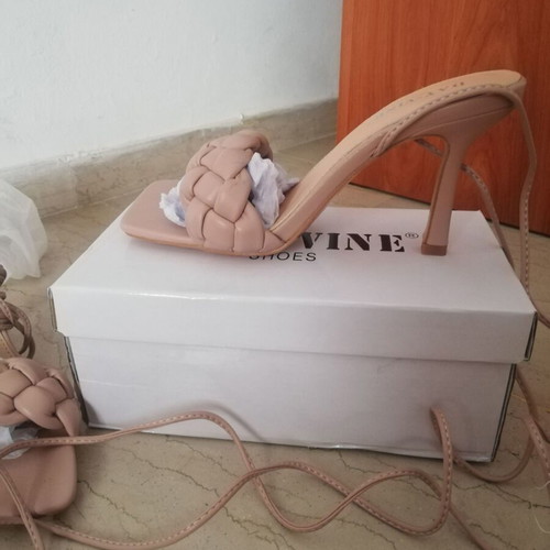 Bozikis beige platform sandals size 38