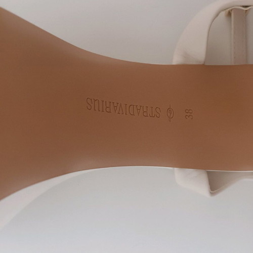 High-heeled sandals like new, size 38