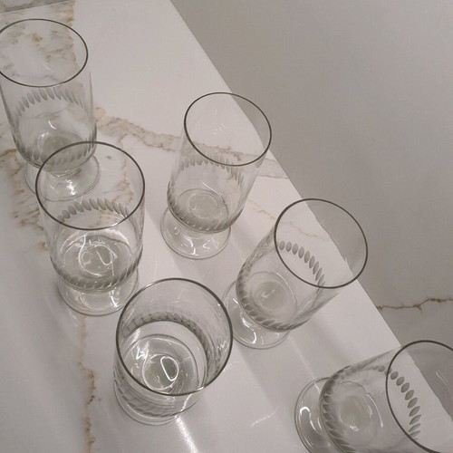 Retro glasses like new, set of 6 with engraved leaf patterns