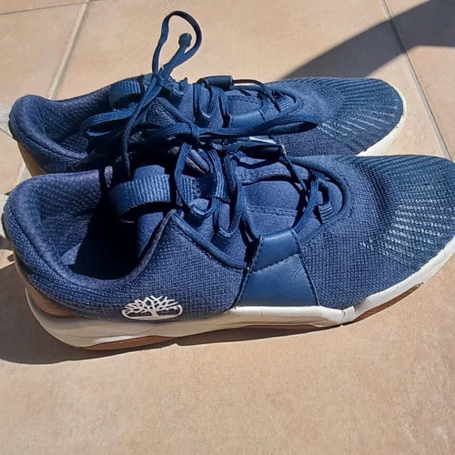 Timberland blue sneakers size 39 like new