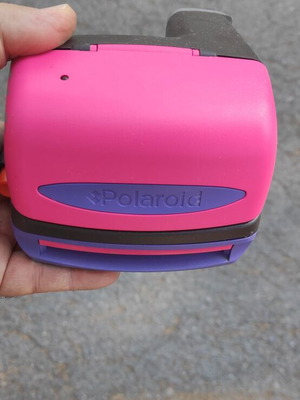 Polaroid camera pink used, good condition