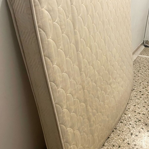 Double mattress used, 140x190 cm, thick