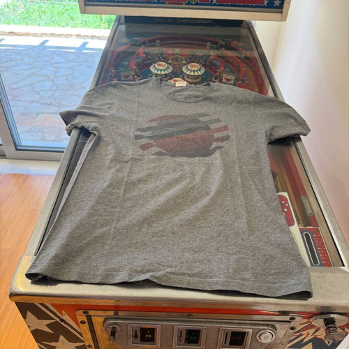 California Retro T-shirt gray size S like new