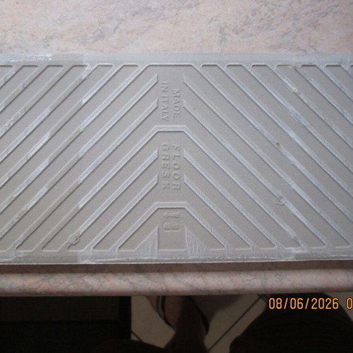 Italian pool tiles like new, 1530 pieces, 45 sqm