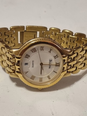 Ρολόι Bulova μεταχειρισμένο, χρυσαφί χρώμα