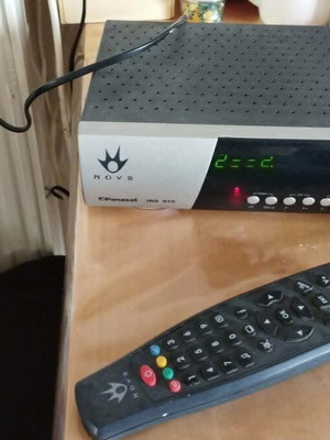 Nova Panasat LRD 910 decoder used with remote control