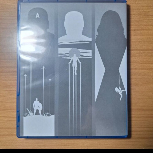 Marvel's Avengers PS4 Day One Edition like new