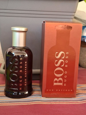 Hugo Boss Bottled Oud Saffron 100ml αρωματικό, σαν καινούργιο