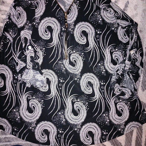 Blouse XL with zipper for neckline adjustment and unique sleeves